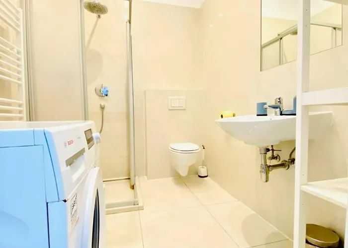 Privatunterkunft Cozy In Brigittenau Area Mm23